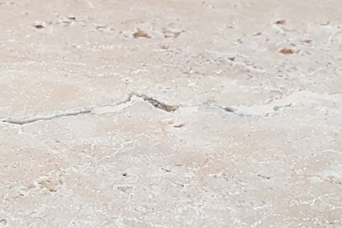 TRAVERTINE - REMATE PISCINA — Travertino