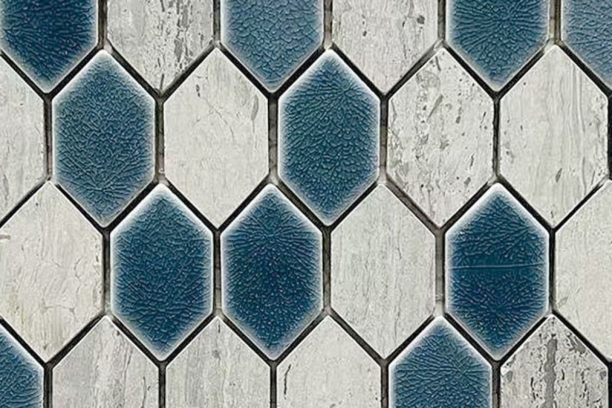 INS 04 Bleu — Insolence 1