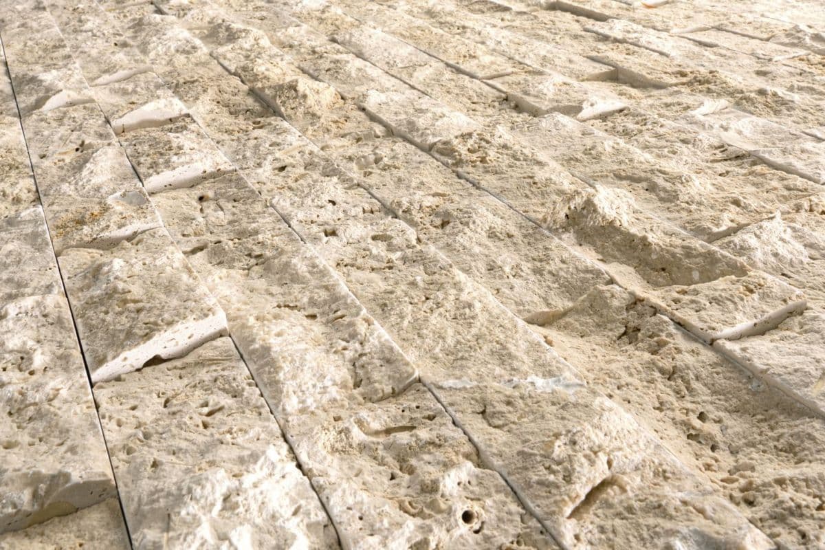 LAJA TRAVERTINE — Laja